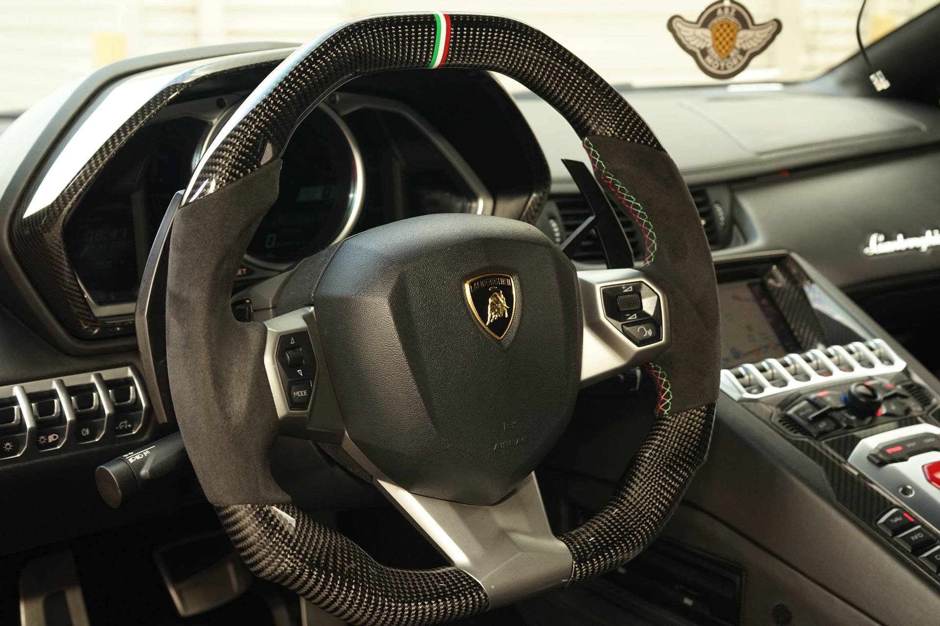 Used 2015 Lamborghini Aventador LP 700-4 image 26