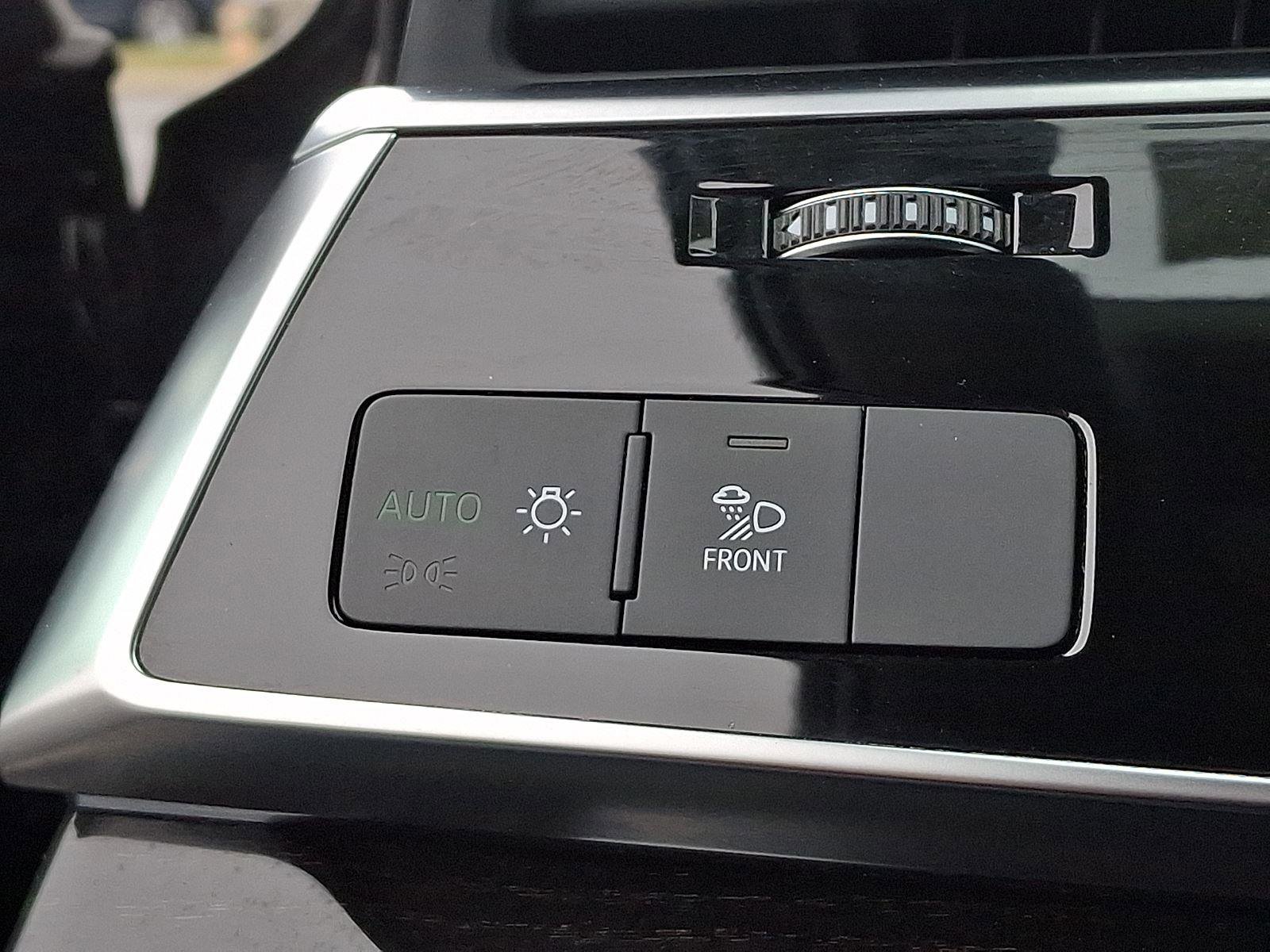 Certified 2024 Audi Q7 Premium Plus image 26