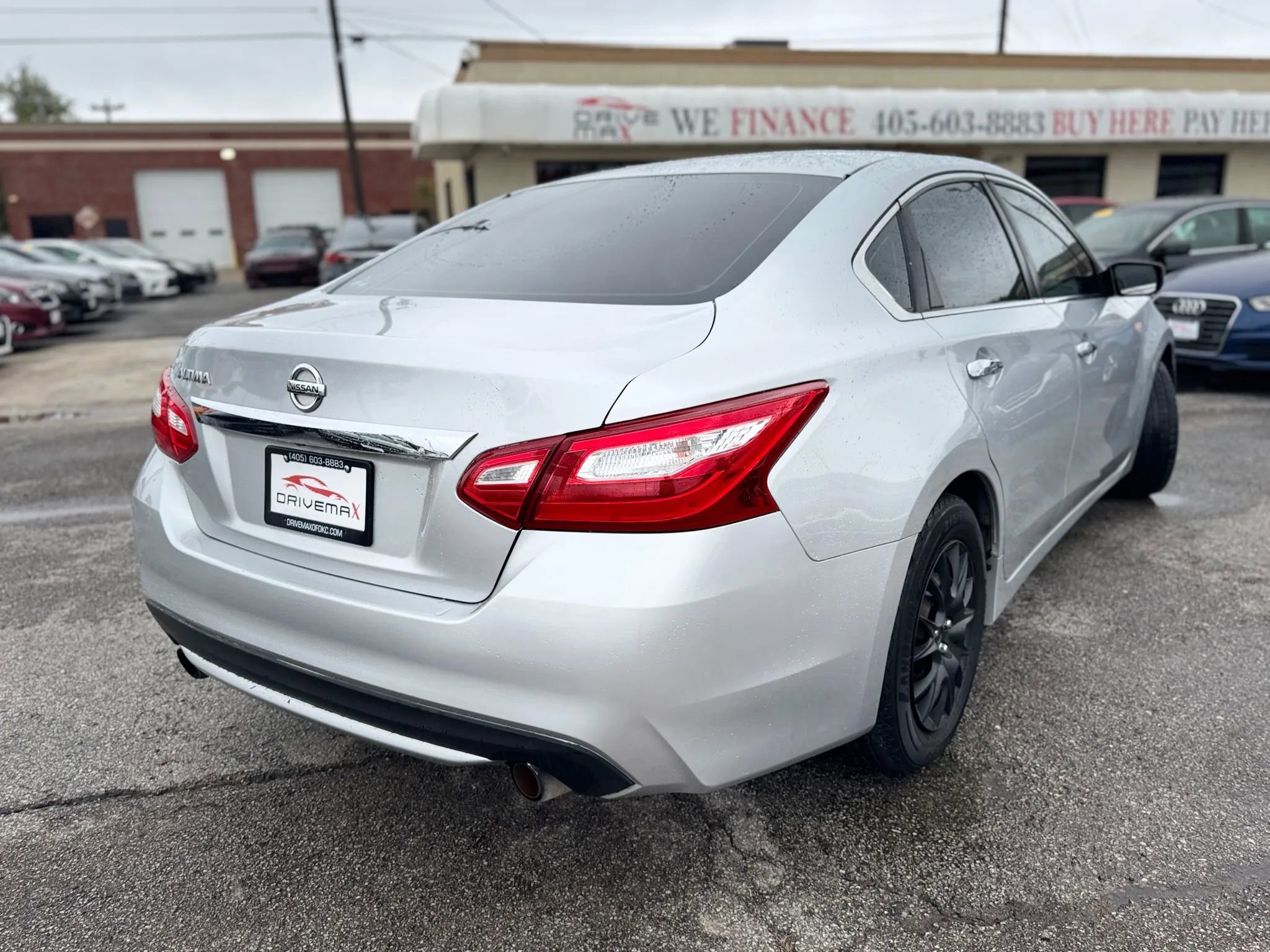 Used 2017 Nissan Altima 2.5 S w/ Power Driver Seat Package image 3