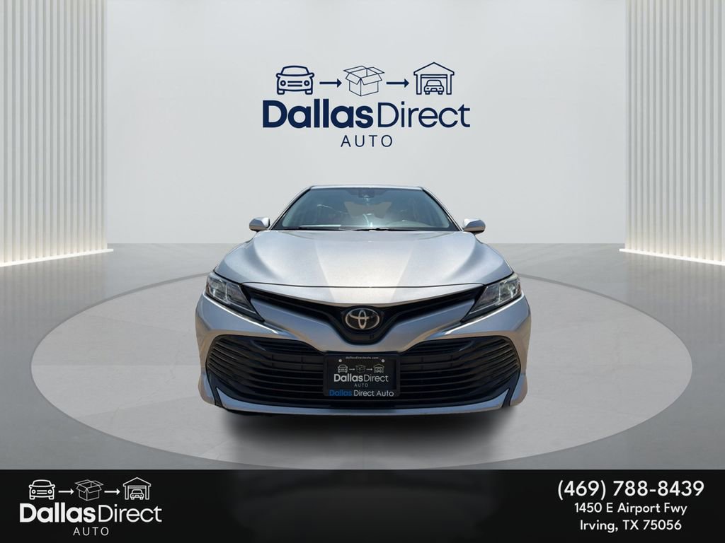 Used 2020 Toyota Camry LE image 3