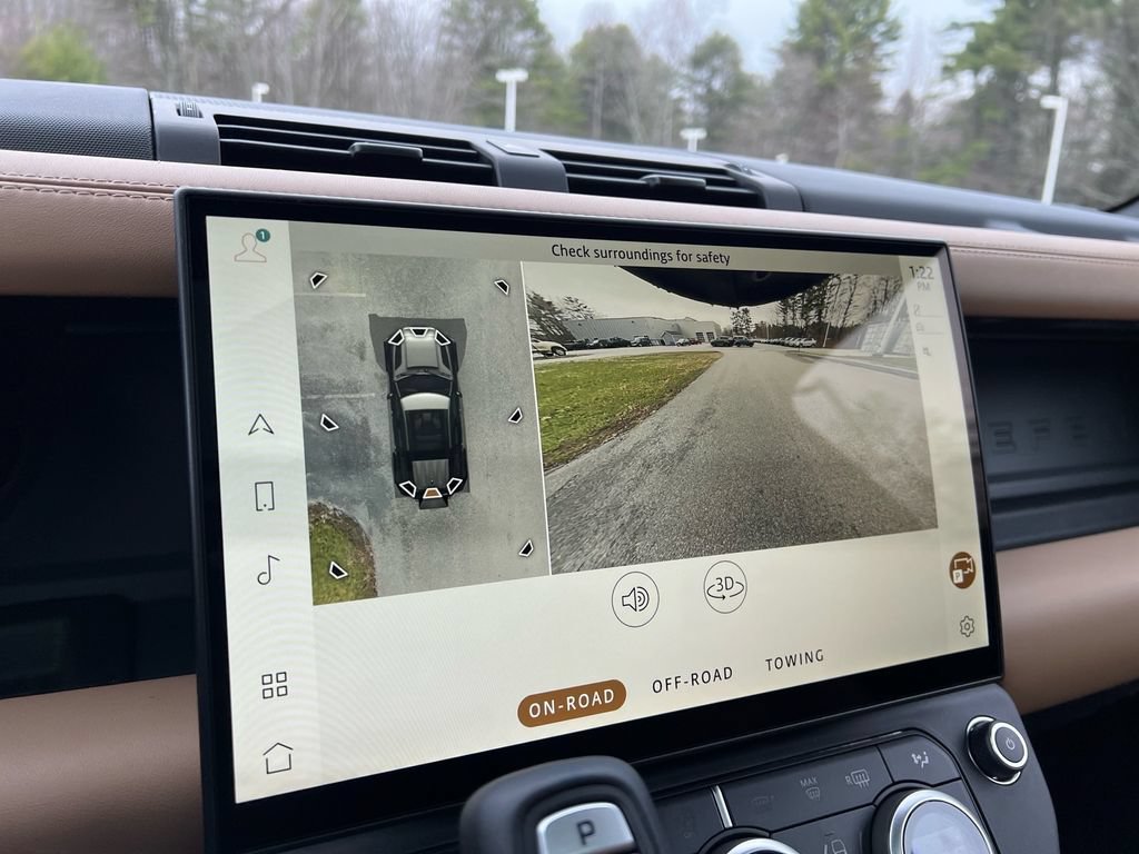 New 2026 Land Rover Defender 110 X-Dynamic SE AWD/4WD image 17
