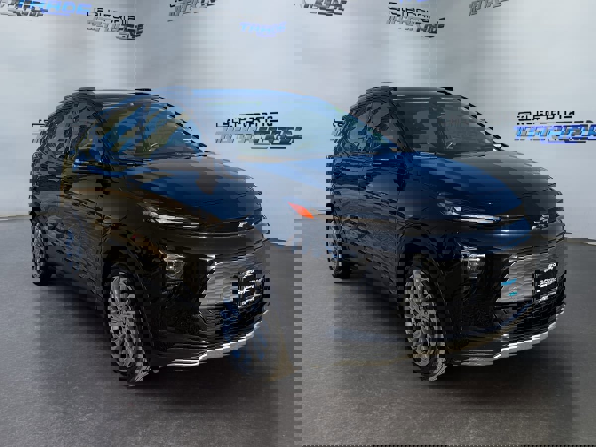 Used 2022 Chevrolet Bolt EUV LT image 3