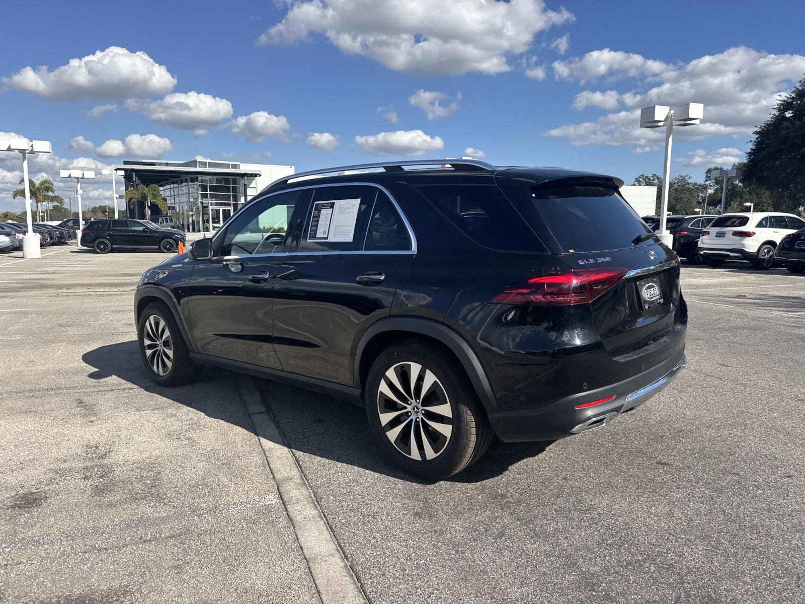 Certified 2025 Mercedes-Benz GLE 350 4MATIC image 5