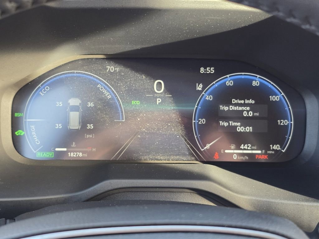 Used 2025 Toyota RAV4 Limited w/ Advanced Technology Package image 12