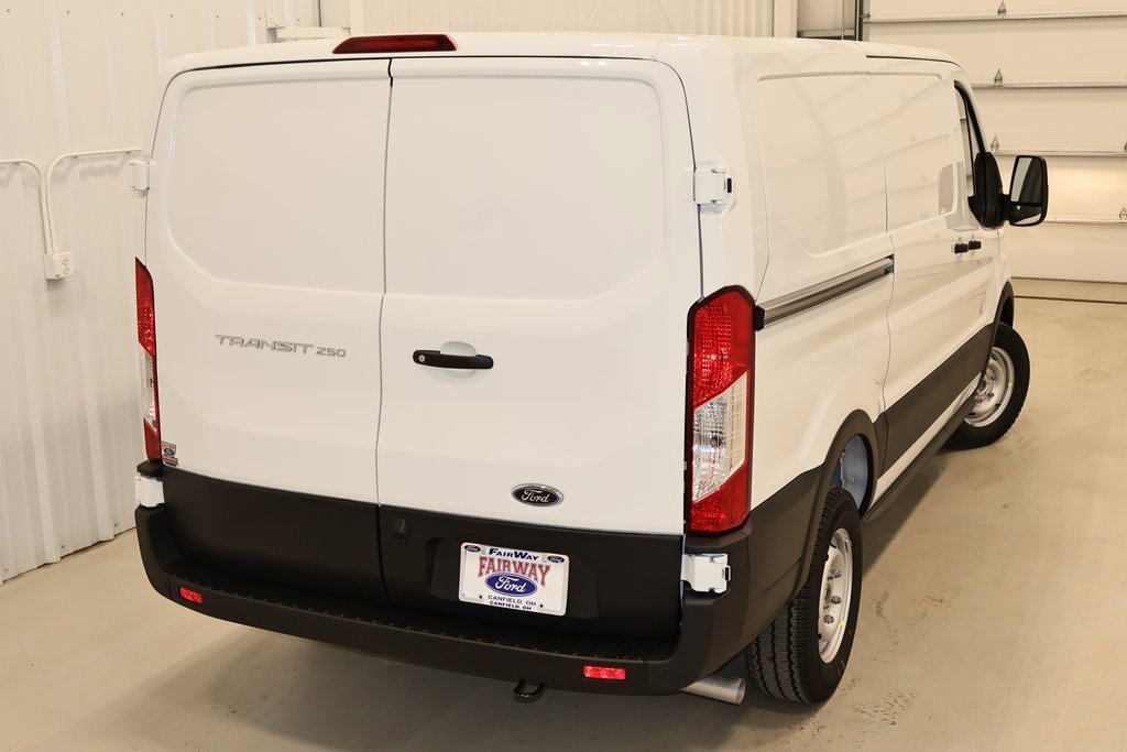 New 2025 Ford Transit 250 Low Roof image 30