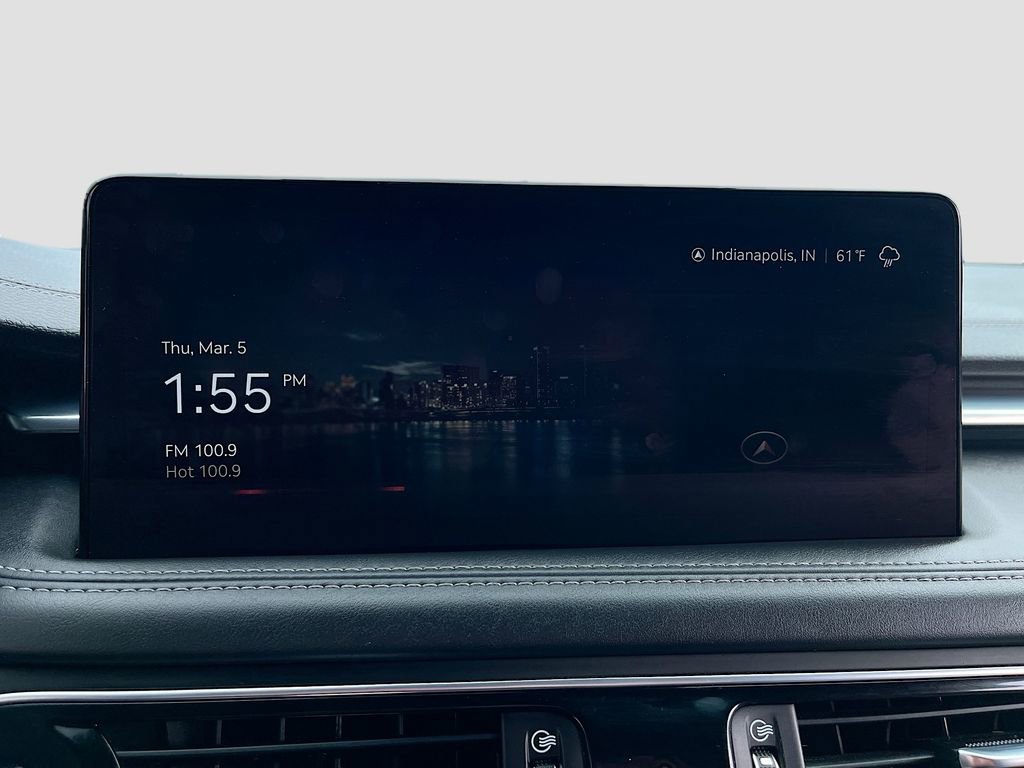 Used 2023 Genesis G70 2.0T image 15