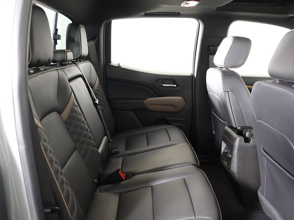 Used 2023 GMC Canyon Denali image 40
