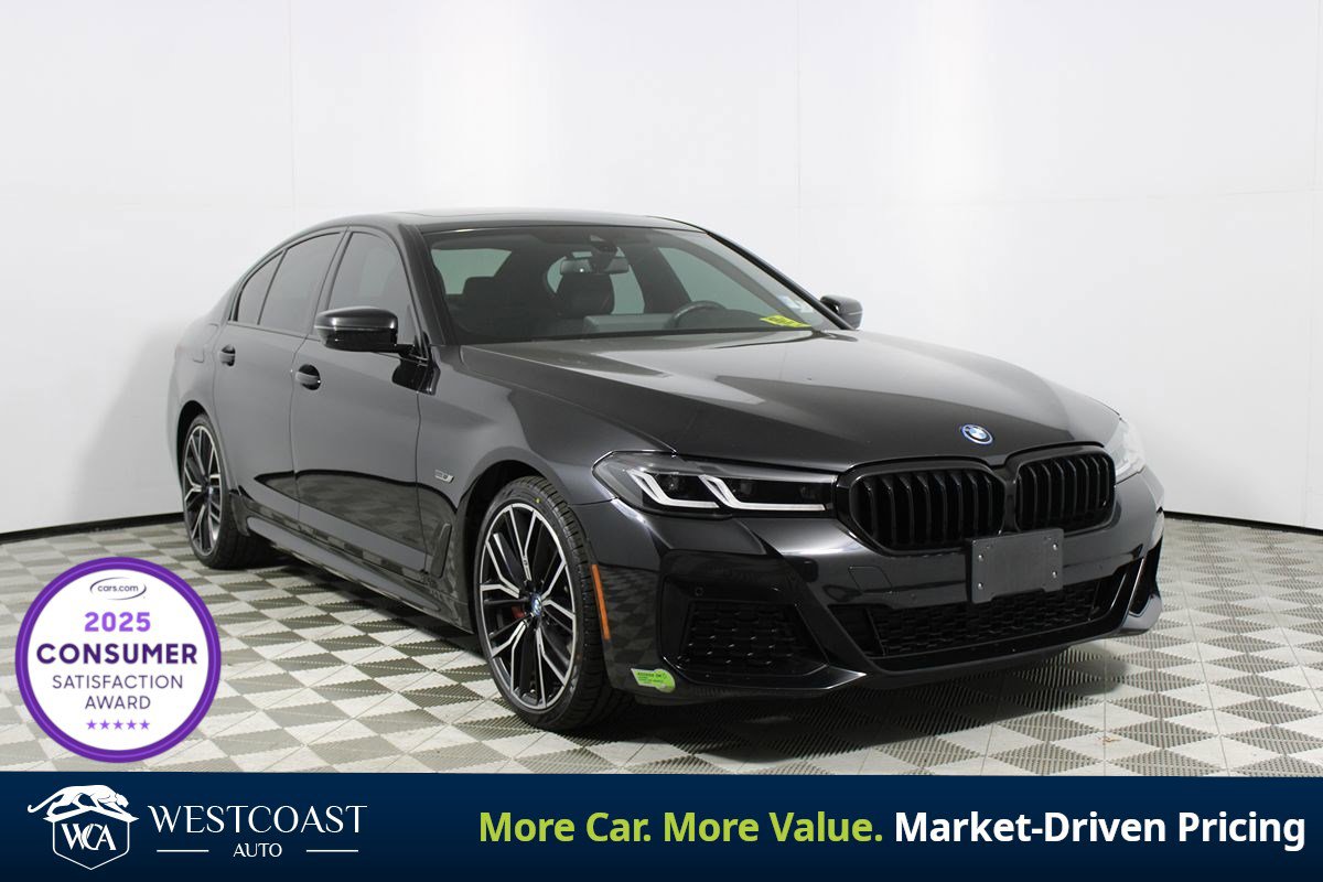 Used 2023 BMW 530e w/ M Sport Package image 1