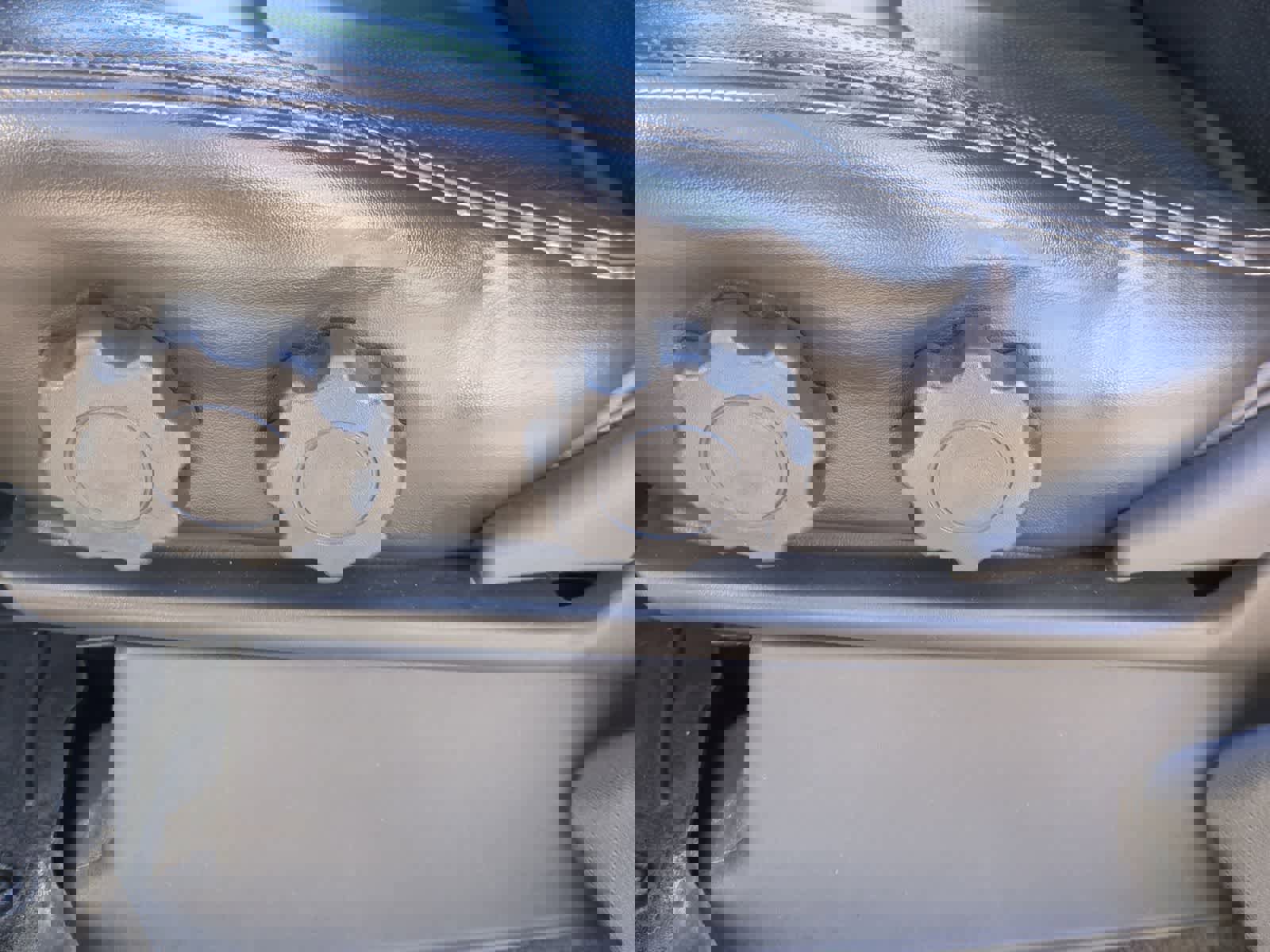 Used 2015 Nissan Xterra PRO-4X image 17