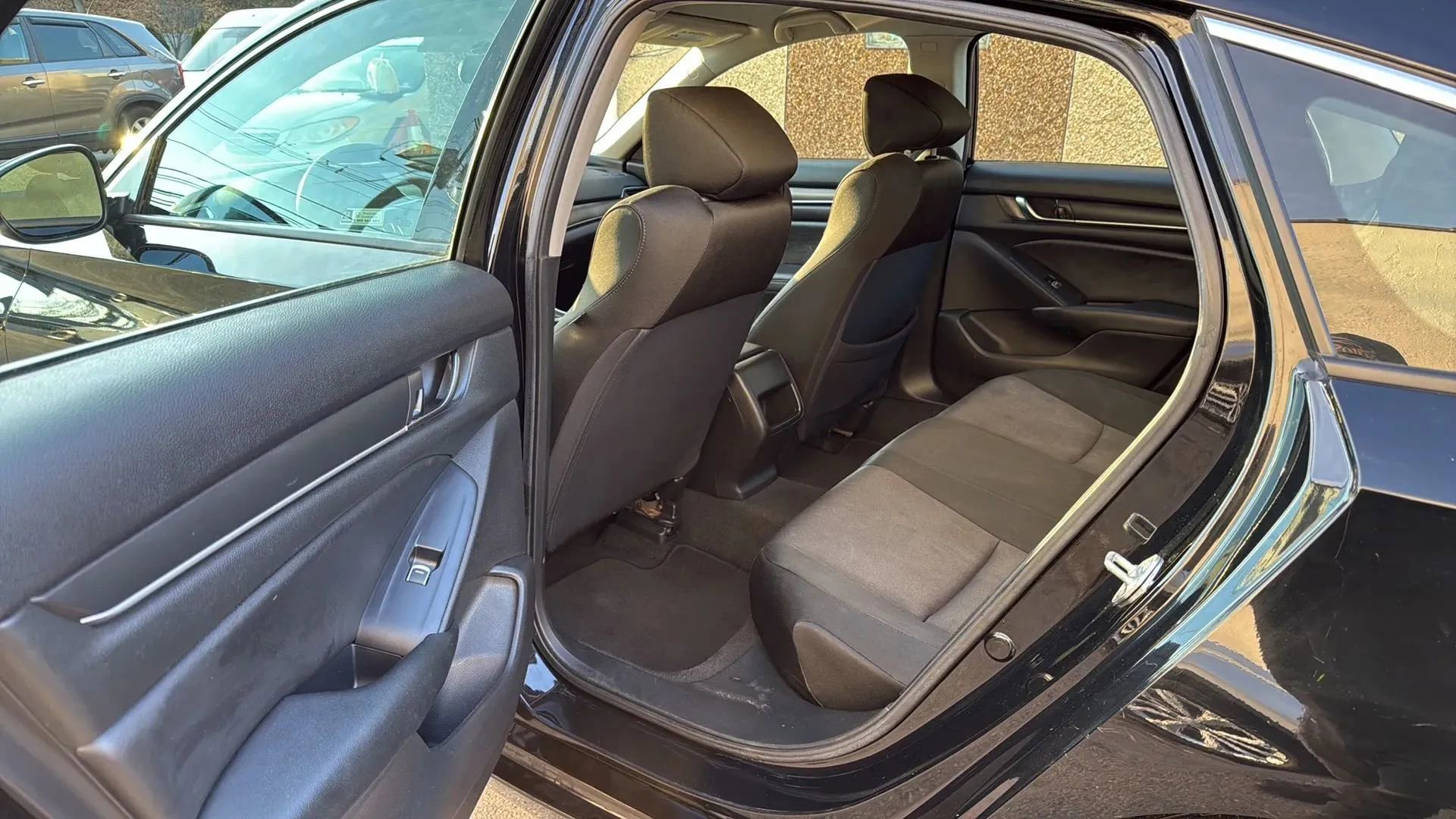 Used 2021 Honda Accord LX image 27