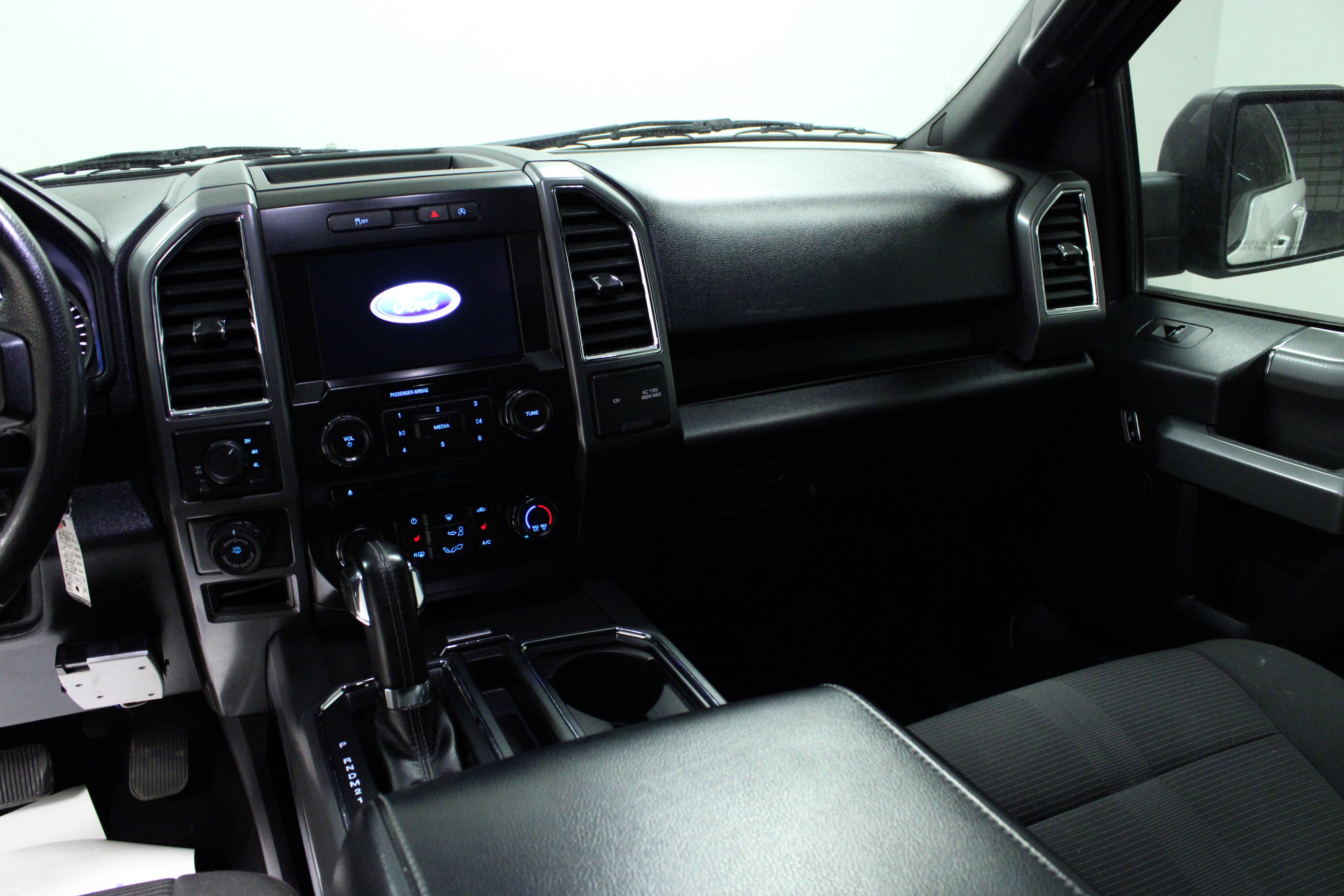 Used 2016 Ford F150 XLT w/ Equipment Group 302A Luxury image 19