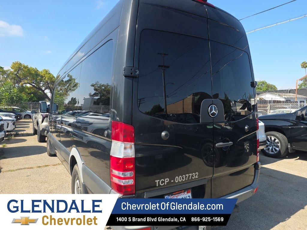 Used 2017 Mercedes-Benz Sprinter 2500 image 4