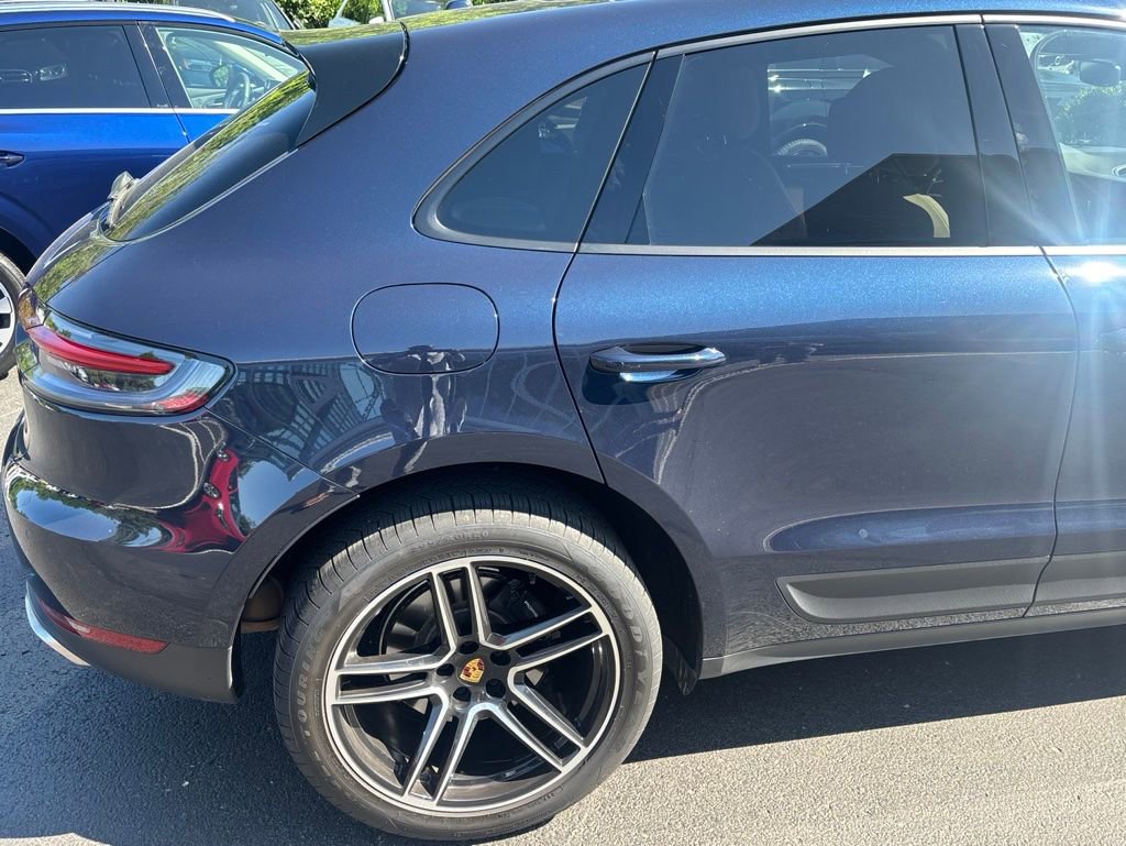 Used 2020 Porsche Macan AWD/4WD image 16
