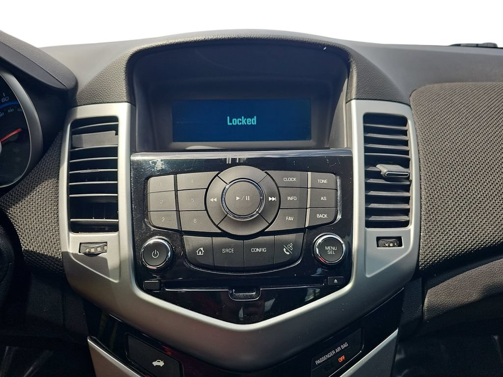 Used 2015 Chevrolet Cruze LT FWD image 22