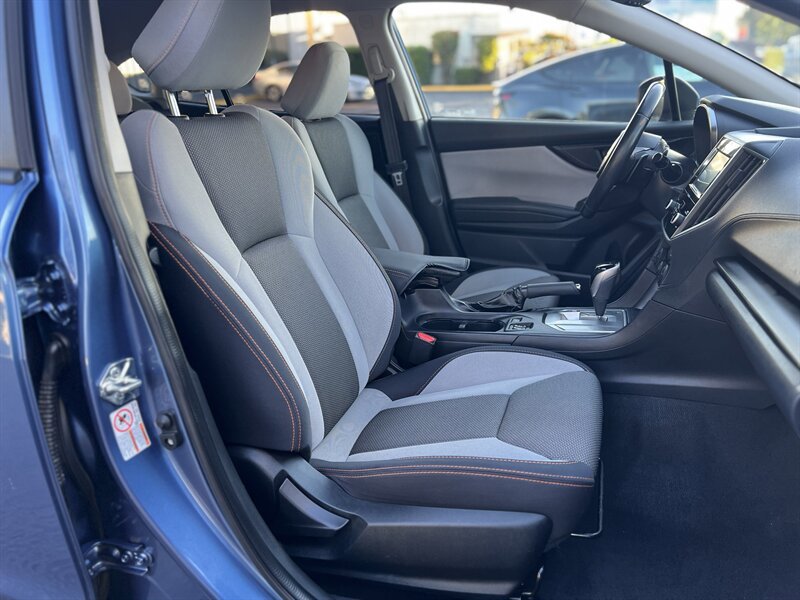 Used 2018 Subaru Crosstrek 2.0i Premium w/ Popular Package #2 AWD/4WD image 13