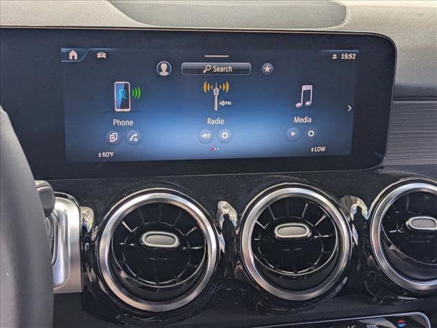 New 2026 Mercedes-Benz GLB 250 image 11