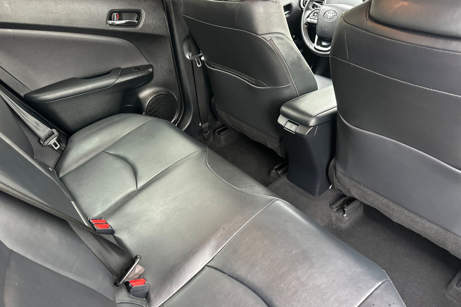 Certified 2022 Toyota Prius Prime XLE FWD image 19