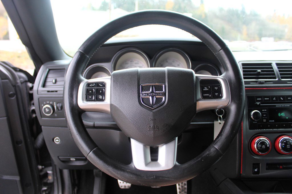 Used 2014 Dodge Challenger R/T Plus image 10