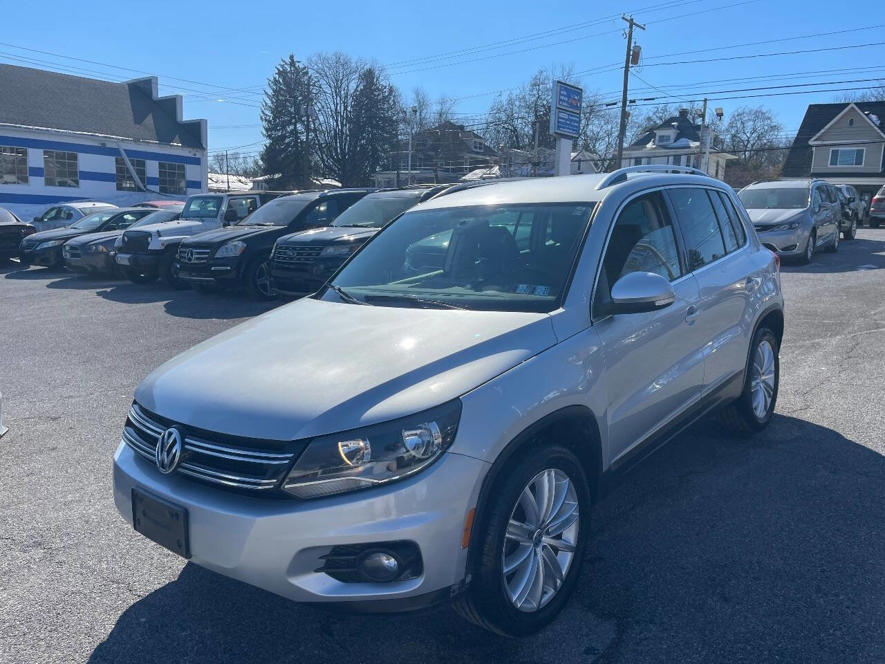 Used 2013 Volkswagen Tiguan SE image 1