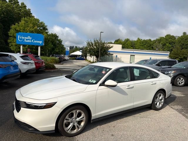 Used 2024 Honda Accord LX image 2