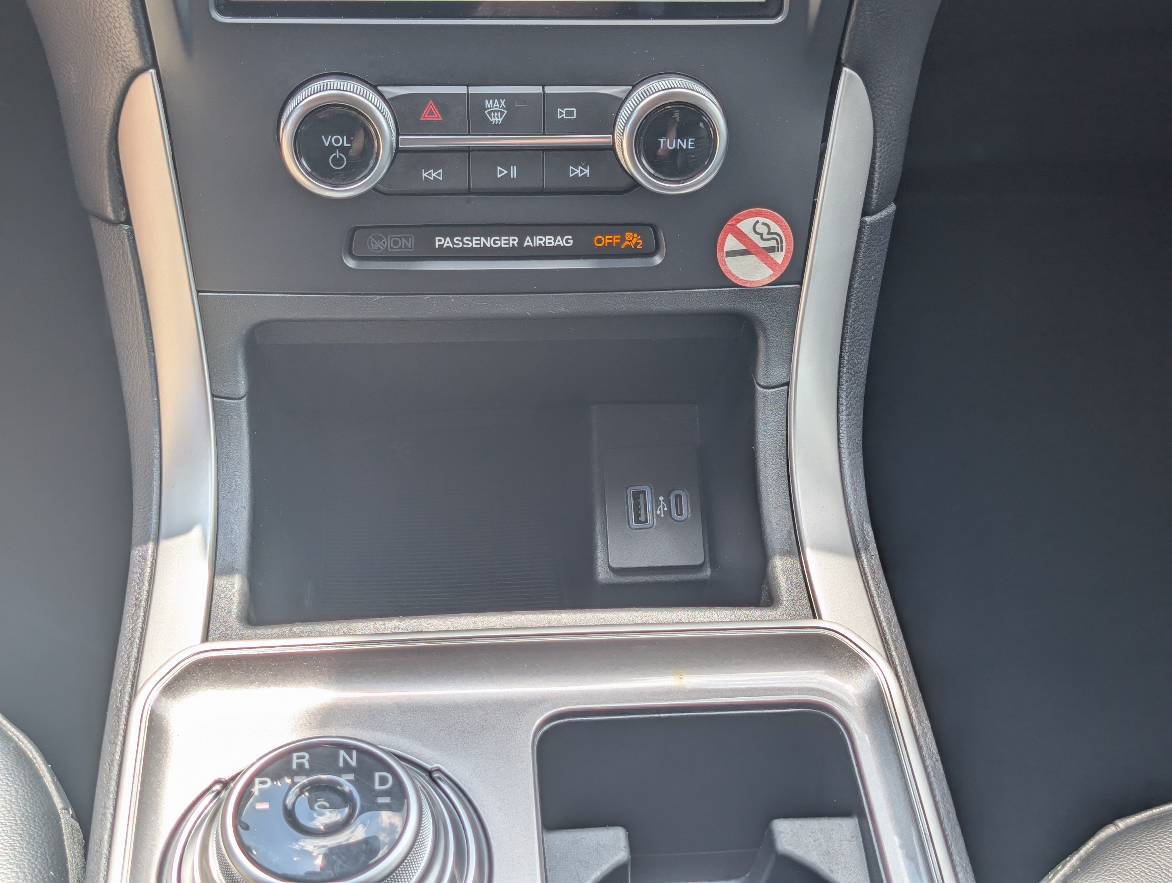 Certified 2024 Ford Edge SEL AWD/4WD image 23