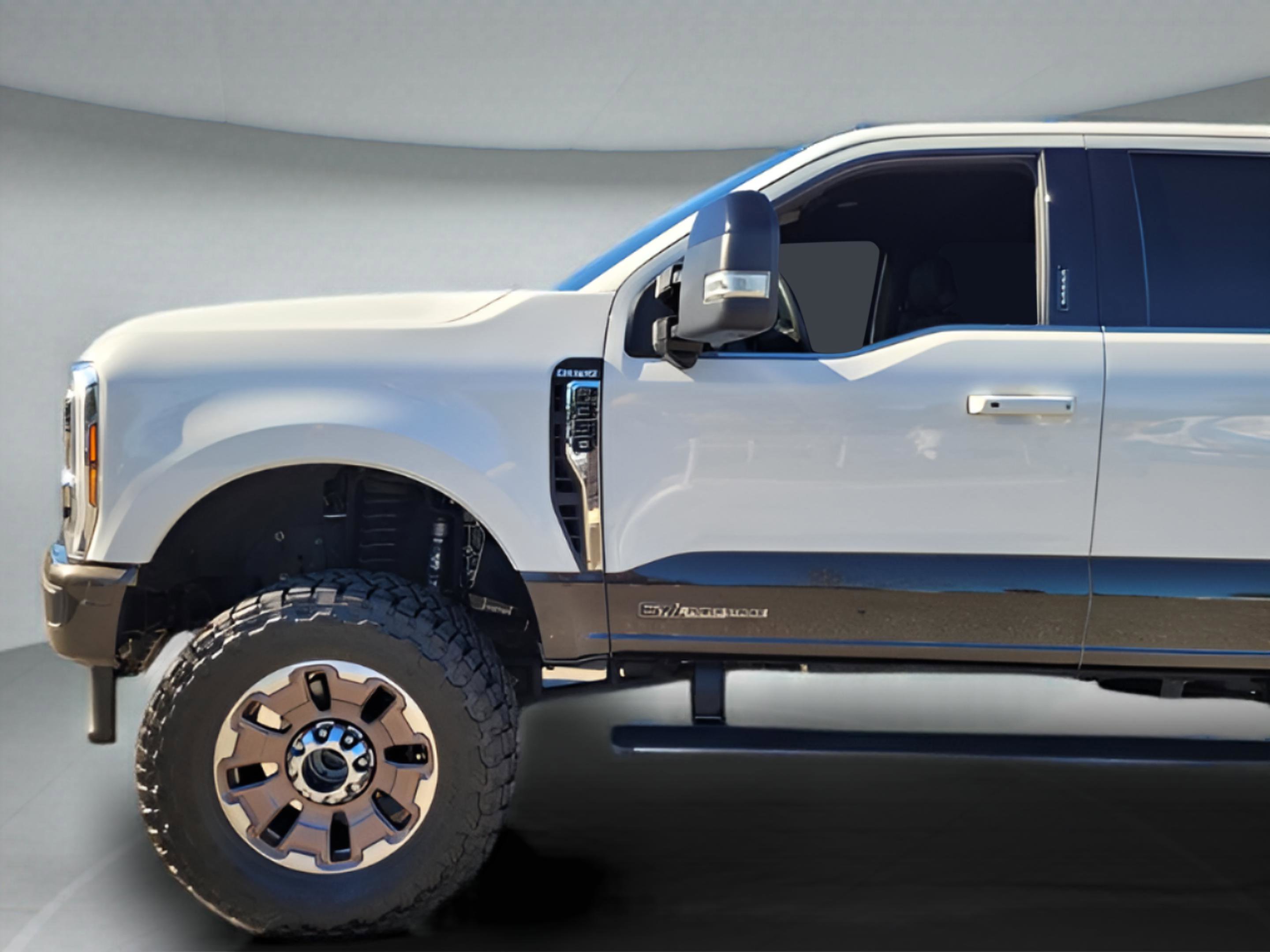 Used 2024 Ford F350 King Ranch image 34