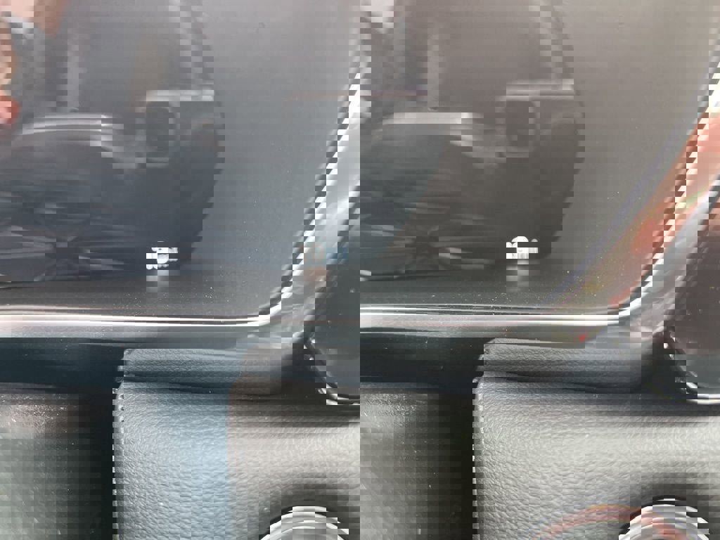 New 2026 GMC Canyon Elevation w/ Convenience Package image 15