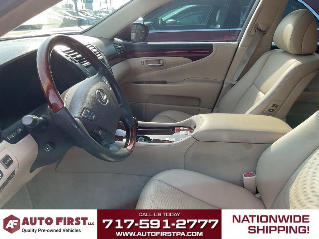 Used 2007 Lexus LS 460 RWD image 7