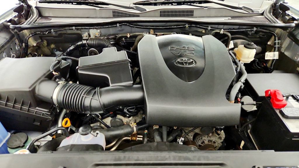 Used 2019 Toyota Tacoma SR5 AWD/4WD image 25