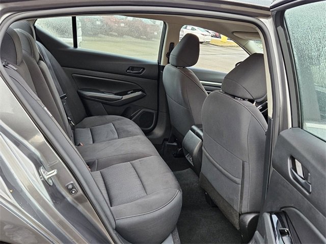 Used 2023 Nissan Altima 2.5 SV image 14