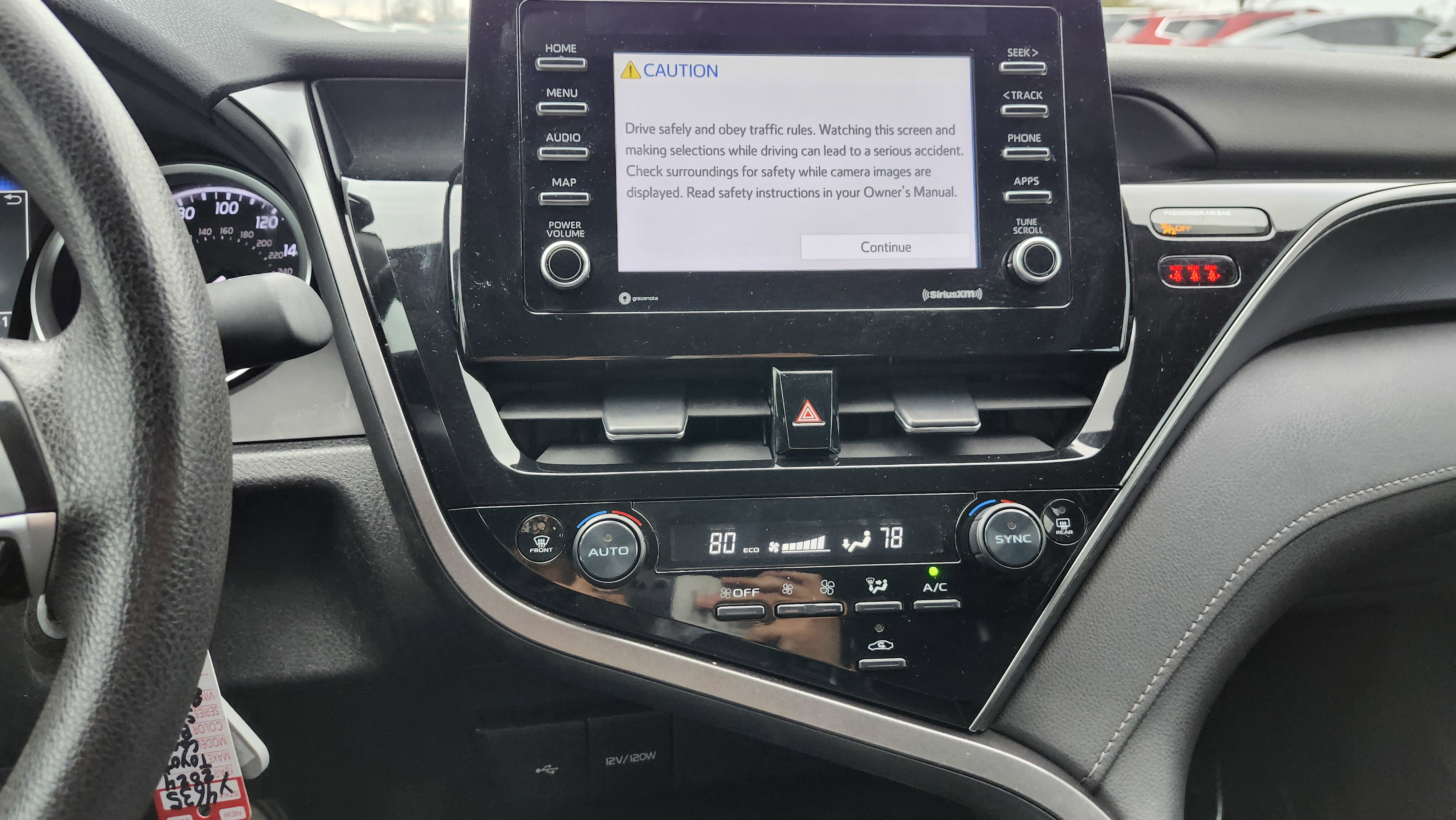 Used 2024 Toyota Camry LE image 28