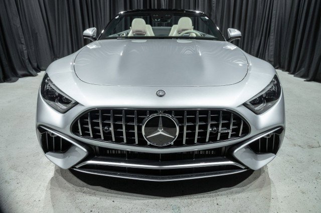 New 2026 Mercedes-Benz SL 63 AMG 4MATIC image 3