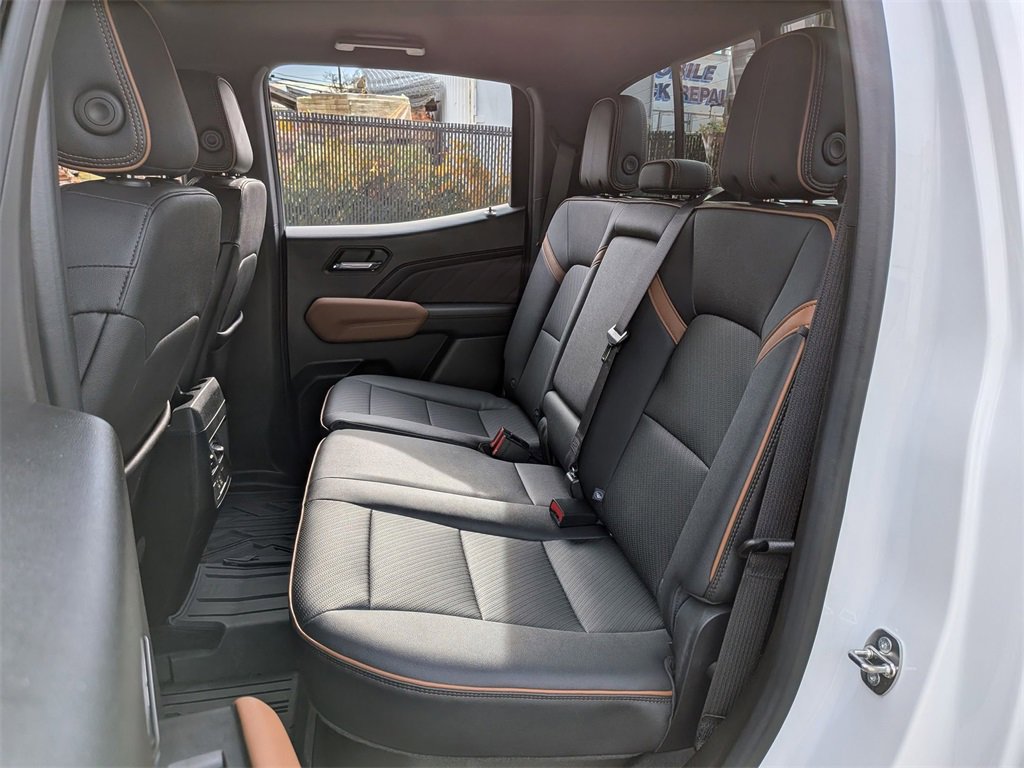 Used 2023 GMC Canyon AT4 w/ AT4 Premium Package image 22