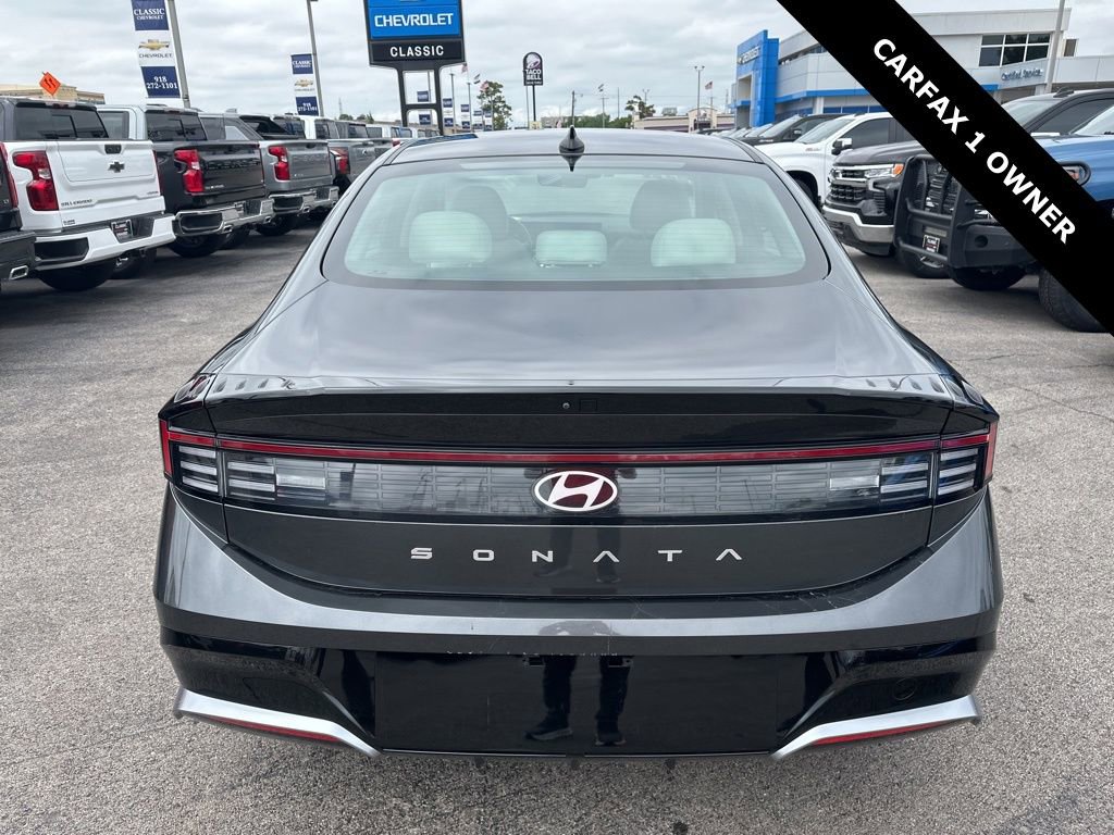 Used 2025 Hyundai Sonata SEL FWD image 5