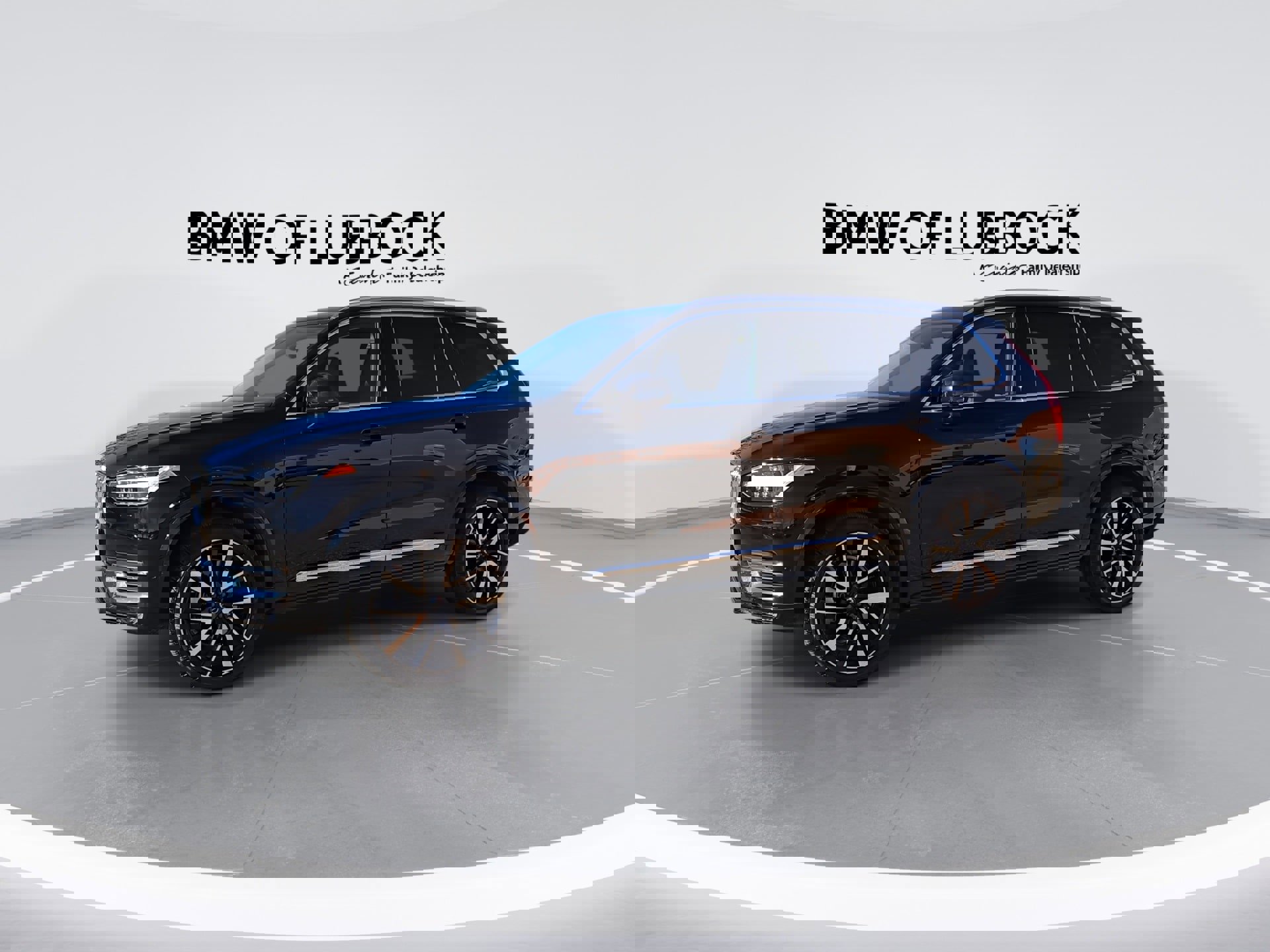 Used 2025 Volvo XC90 B5 Plus w/ Protection Package Premier image 5