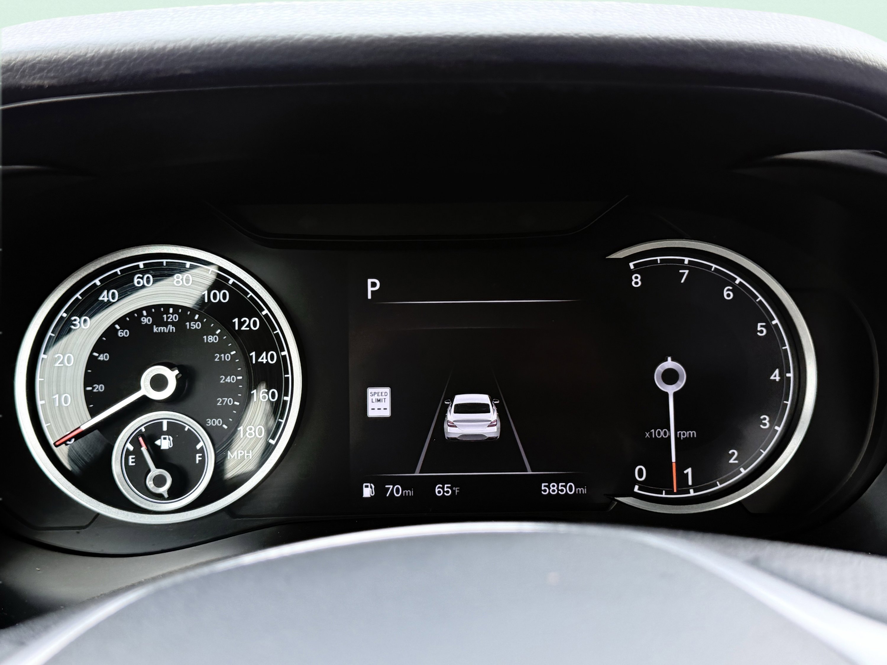 Used 2026 Genesis G70 2.5T image 67