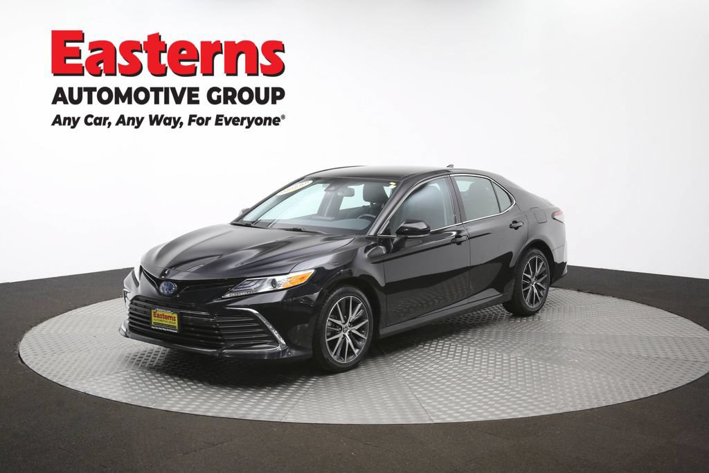 Used 2022 Toyota Camry XLE FWD image 55
