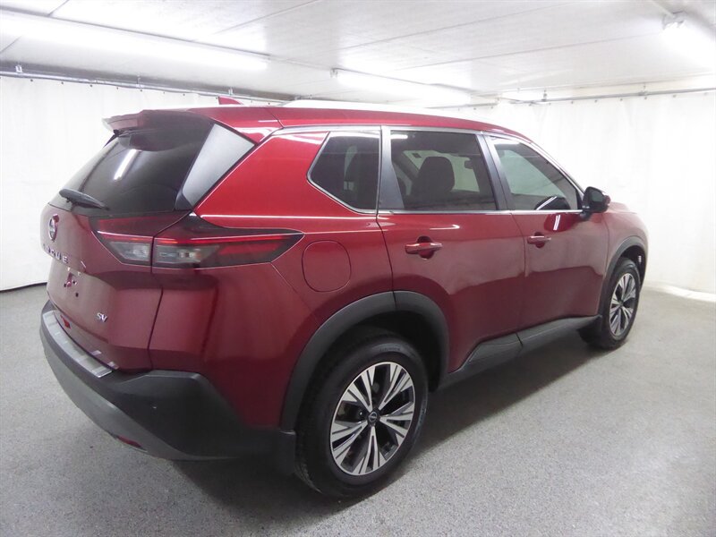 Used 2022 Nissan Rogue SV w/ SV Premium Package FWD image 7