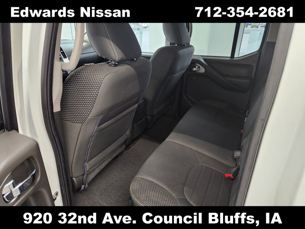 Used 2017 Nissan Frontier PRO-4X image 8