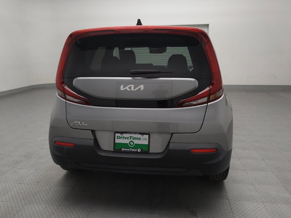 Used 2022 Kia Soul LX w/ Technology Package FWD image 7