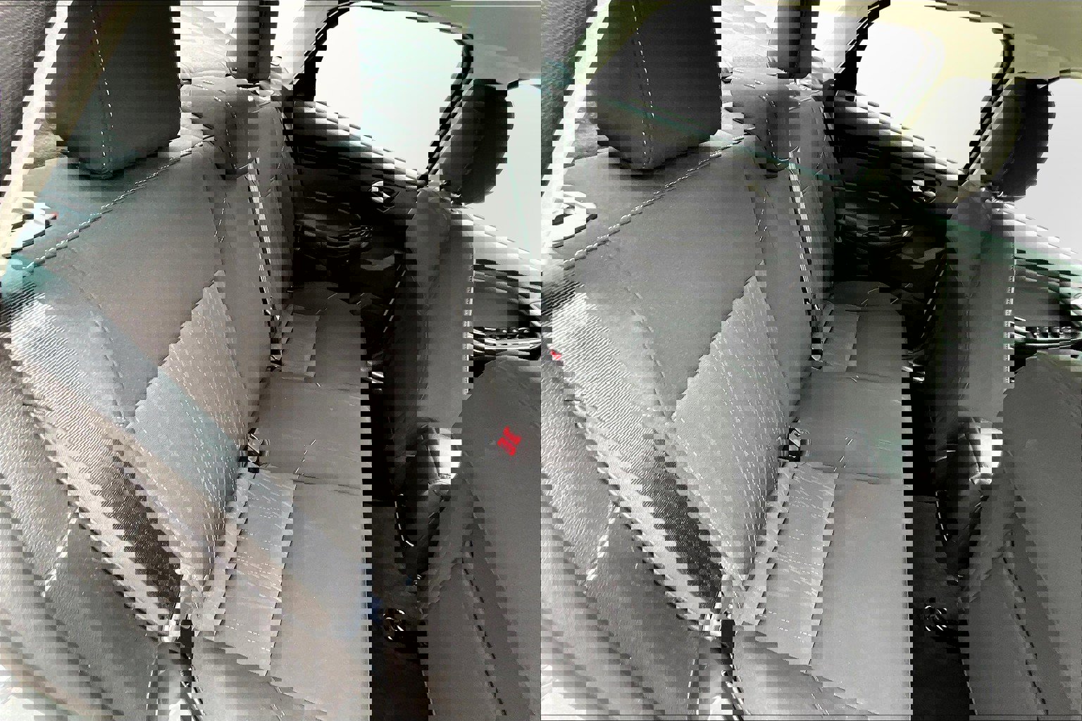 Used 2018 Ford Focus SE image 17