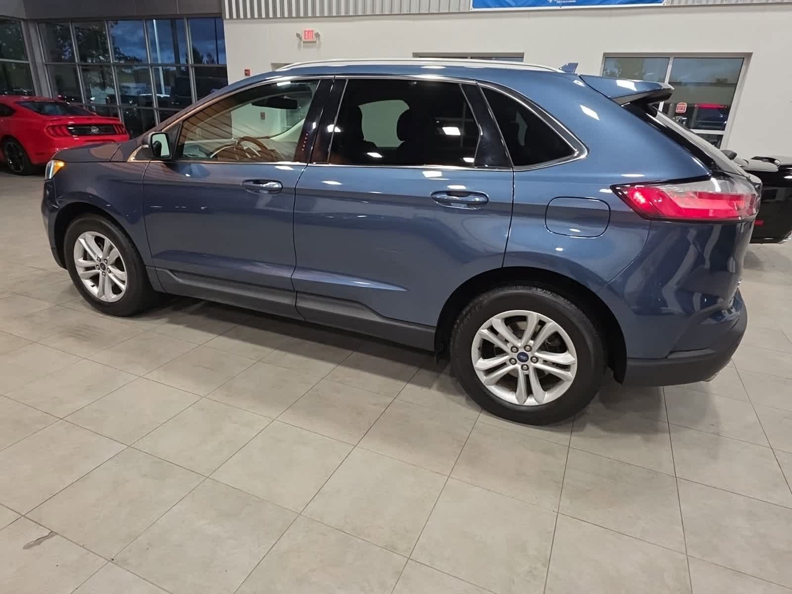 Used 2019 Ford Edge SEL w/ Equipment Group 201A AWD/4WD image 14