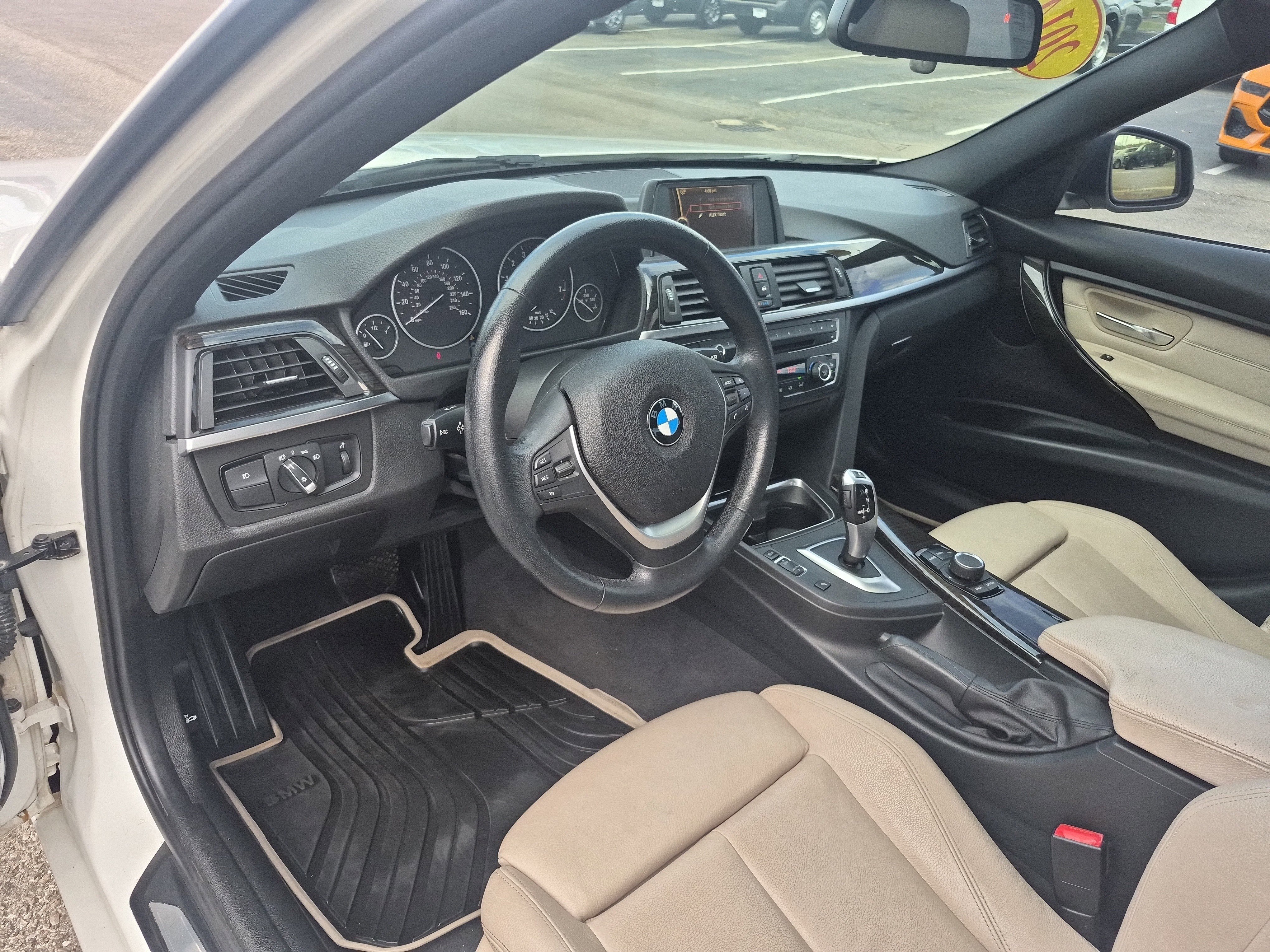 Used 2014 BMW 328i Sedan RWD image 12