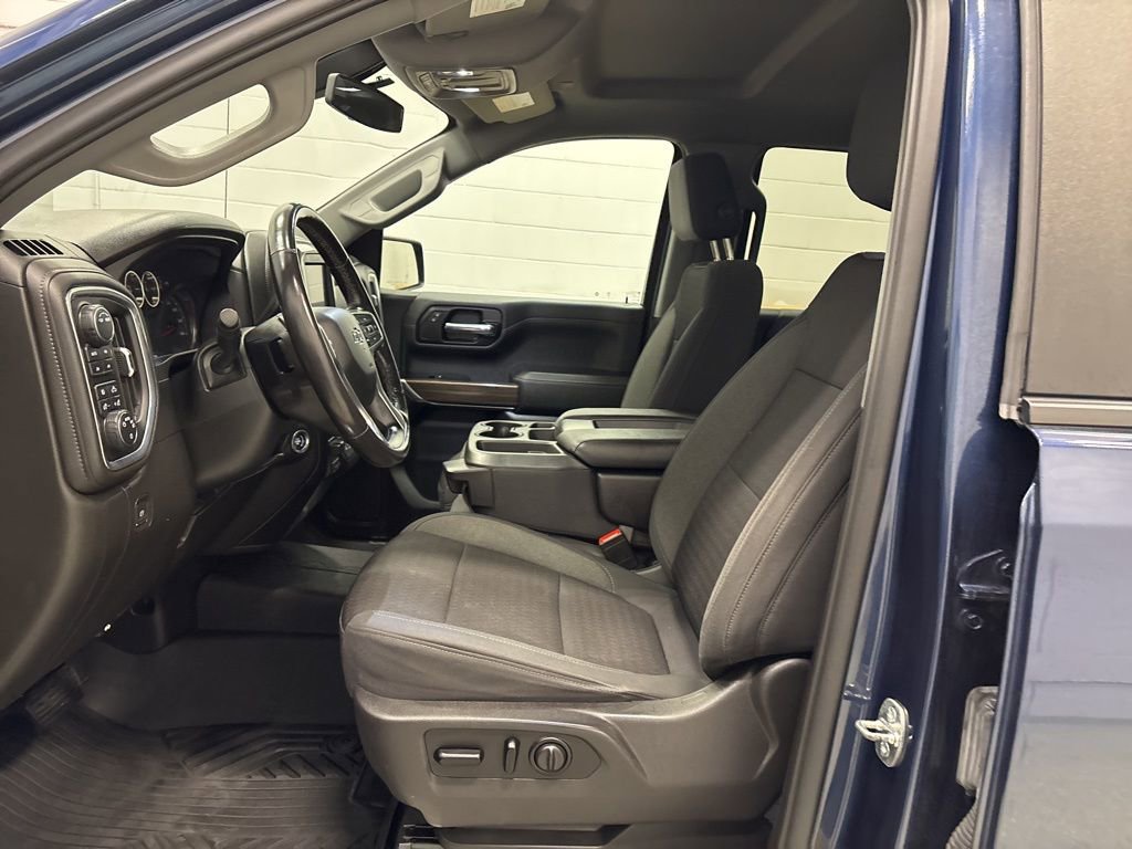 Used 2021 Chevrolet Silverado 1500 RST image 18