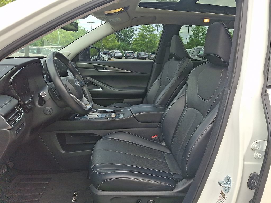 Used 2023 INFINITI QX60 Luxe w/ Vision Package AWD/4WD image 13
