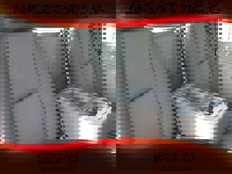 Used 2012 GMC Sierra 3500 W/T w/ Snow Plow Prep Package image 17