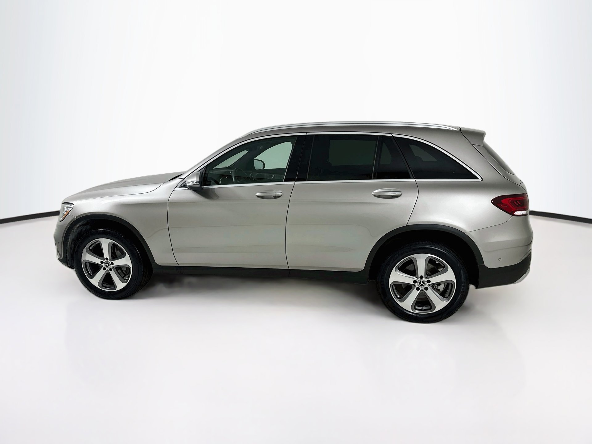 Certified 2022 Mercedes-Benz GLC 300 image 5