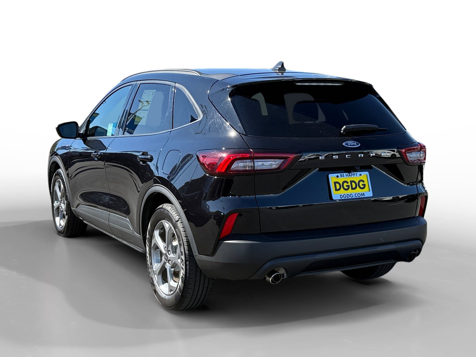 Certified 2025 Ford Escape ST-Line FWD image 3