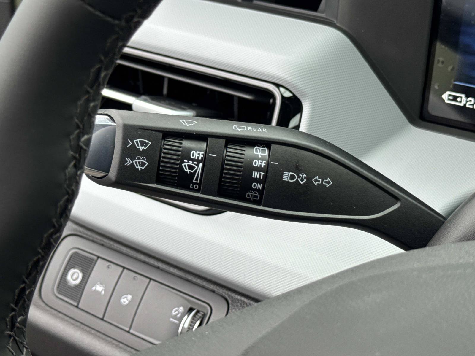 New 2027 Chevrolet Bolt LT w/ Comfort Package FWD image 24