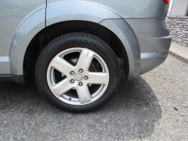 Used 2009 Dodge Journey SXT w/ Flexible Seating Group AWD/4WD image 16